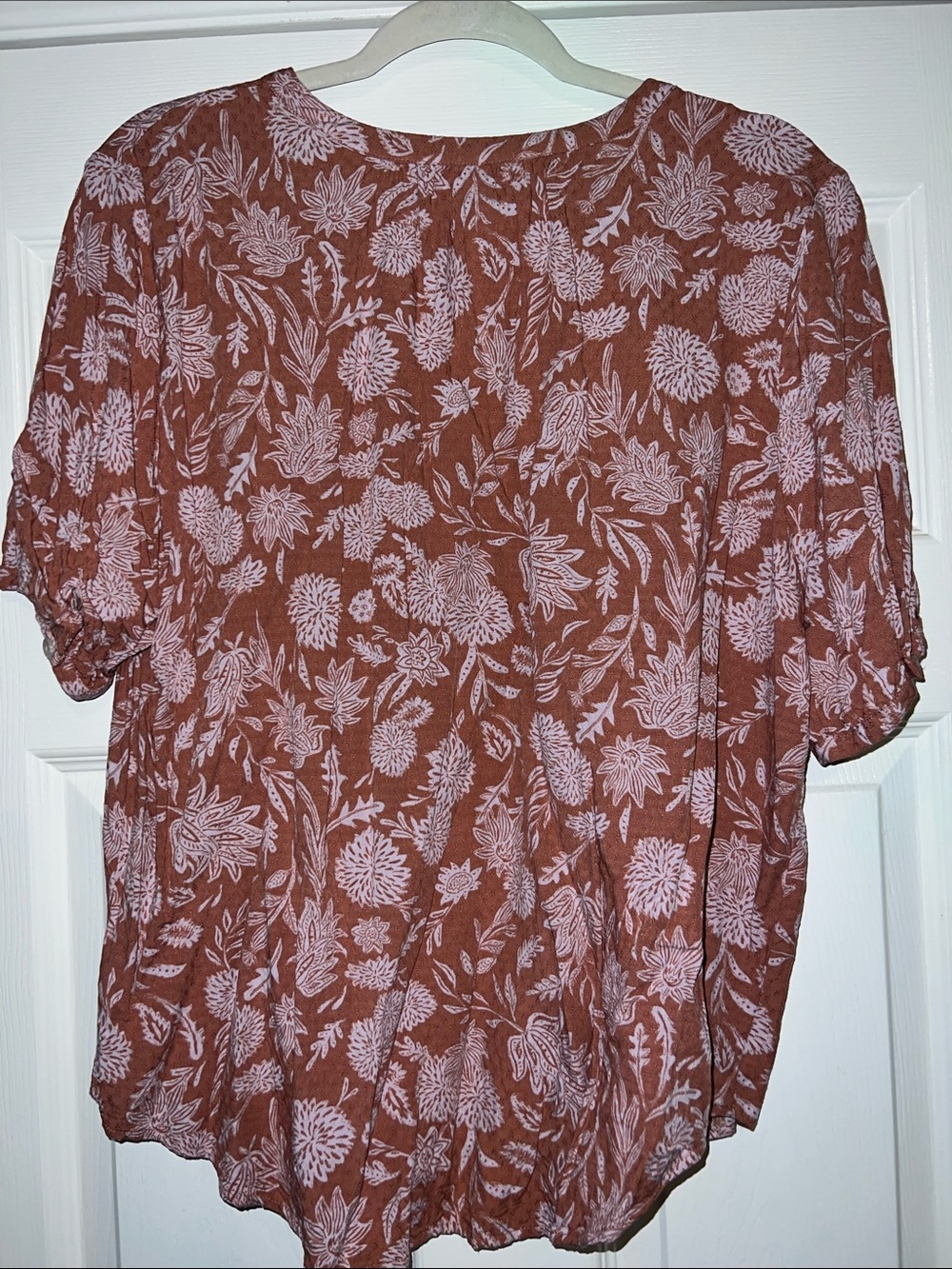 Universal Thread Rust Floral Button-Front Top - Picture 3 of 3